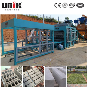Automatisk cementblokfremstillingsmaskine