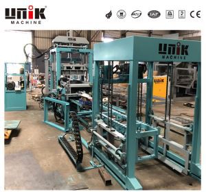 Intelligent hule mursten produktionsmaskine